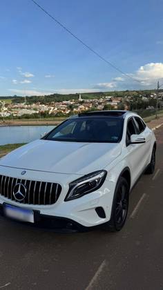MERCEDES-BENZ GLA 200 1.6 CGI ENDURO 16V TURBO FLEX 4P AUTOMÁTICO